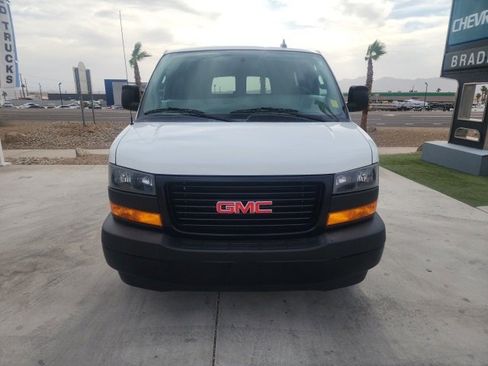 Used 2020 GMC Savana 2500 LS w/ Driver Convenience Package image 26