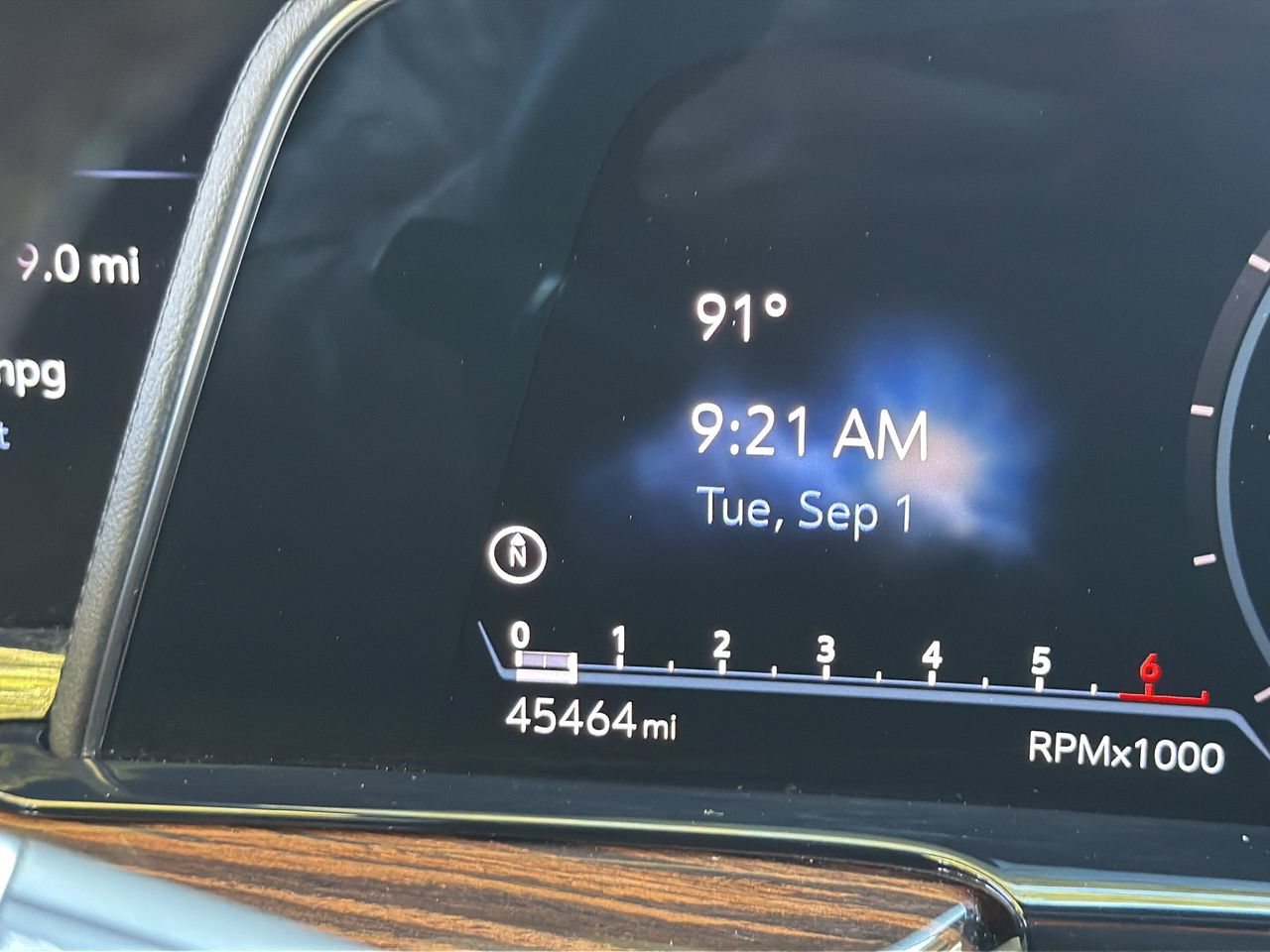 Used 2022 Cadillac Escalade Premium Luxury AWD/4WD image 26