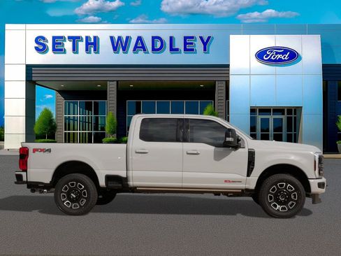 New 2026 Ford F250 Platinum AWD/4WD image 2