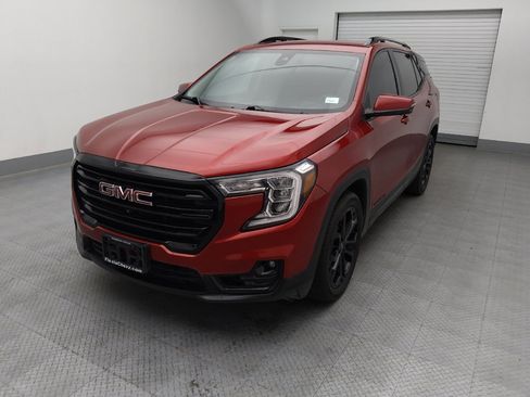 Used 2022 GMC Terrain SLT w/ Infotainment Package II FWD image 15