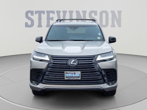 Used 2023 Lexus LX 600 4WD w/ Appearance Package image 5
