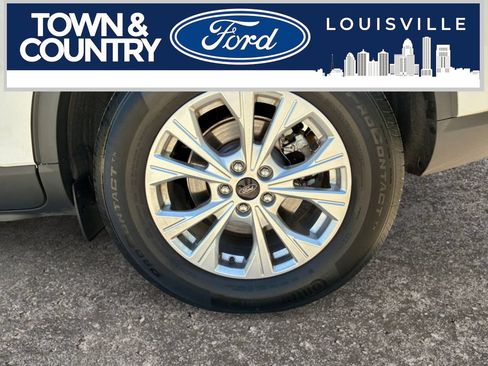 Used 2023 Ford Escape Active w/ Tech Pack #2 AWD/4WD image 8