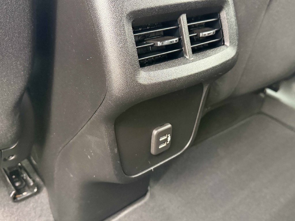 Used 2019 Chevrolet Equinox LT AWD/4WD image 21