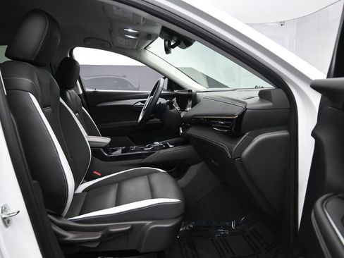 Used 2024 Buick Envision Sport Touring image 29