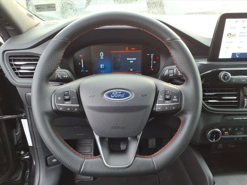 Certified 2025 Ford Escape ST-Line image 22