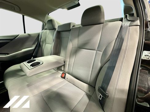 Used 2022 Subaru Legacy Premium AWD/4WD image 24