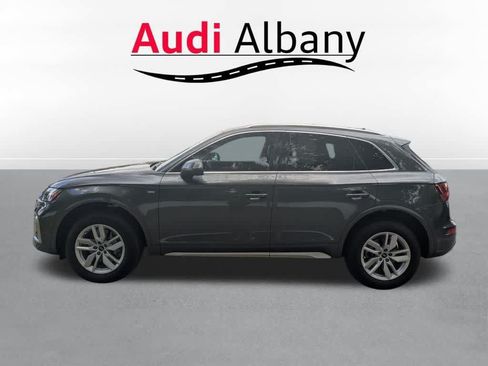 Certified 2023 Audi Q5 2.0T Premium w/ Convenience Package AWD/4WD image 3
