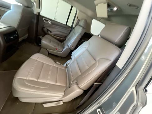 Used 2018 GMC Yukon XL Denali w/ Denali Ultimate Package AWD/4WD image 23