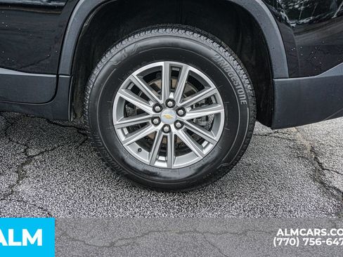 Used 2023 Chevrolet Traverse LT AWD/4WD image 15