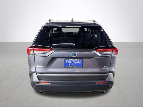 Used 2024 Toyota RAV4 LE AWD/4WD image 7