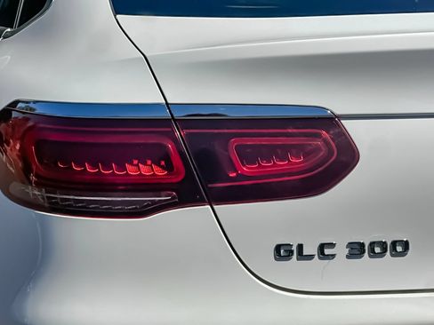 Used 2023 Mercedes-Benz GLC 300 4MATIC Coupe image 40