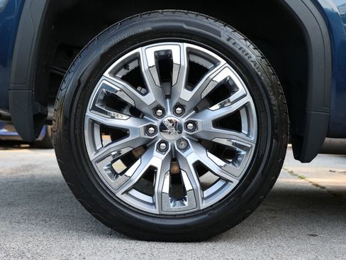 Used 2023 GMC Sierra 1500 Denali w/ Denali Reserve Package AWD/4WD image 54