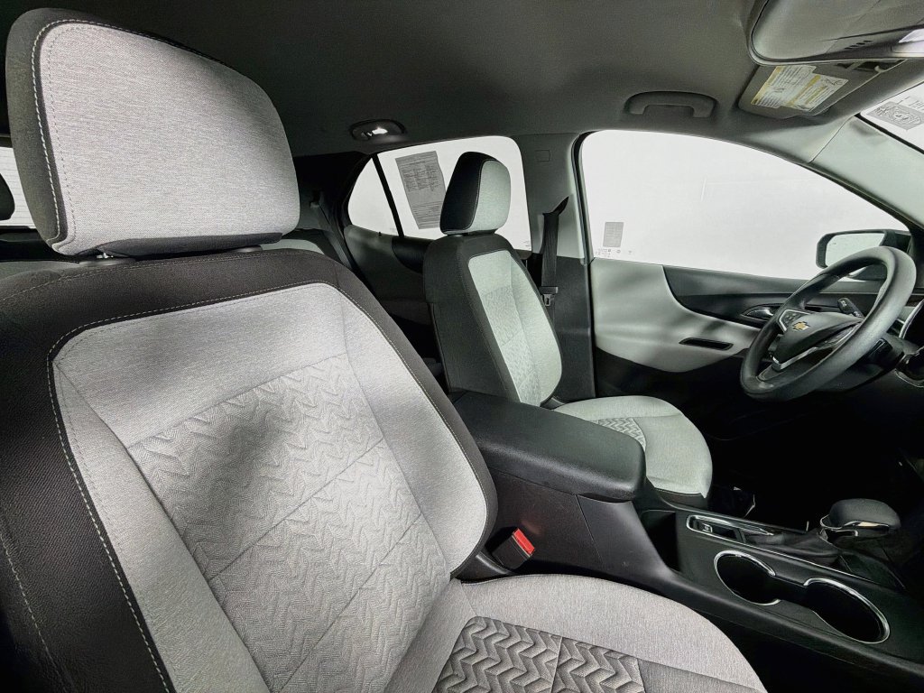 Used 2024 Chevrolet Equinox LS w/ LS Convenience Package FWD image 26