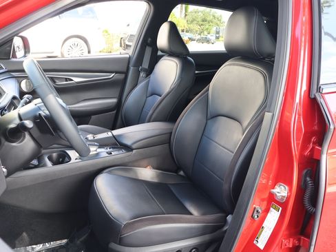Certified 2023 INFINITI QX50 Sport FWD image 2