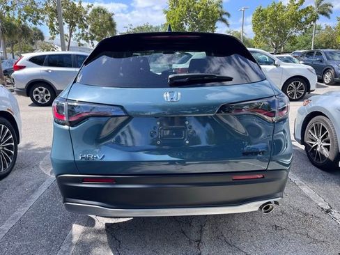 Used 2023 Honda HR-V Sport image 5
