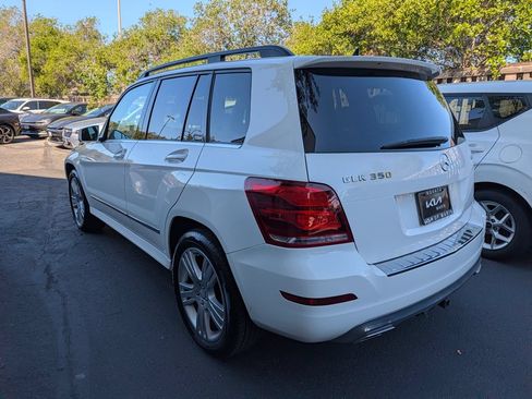 Used 2015 Mercedes-Benz GLK 350 4MATIC image 4