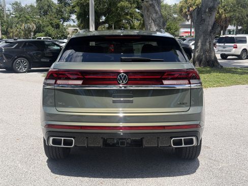 New 2026 Volkswagen Atlas Cross Sport SEL Premium R-Line AWD/4WD image 5