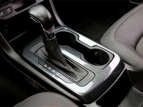 Used 2022 GMC Canyon AT4 w/ Trailering Package image 19