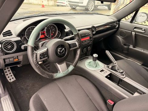 Used 2008 MAZDA MX-5 Miata Touring RWD image 11