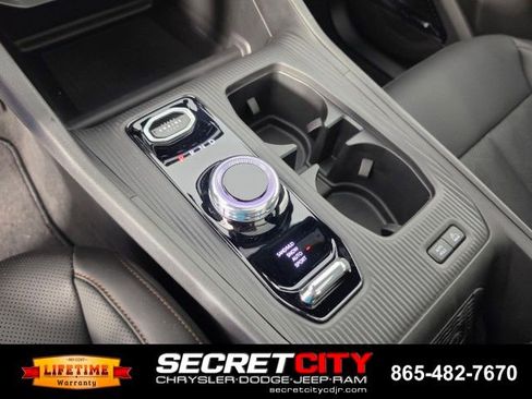 New 2026 Jeep Cherokee Overland AWD/4WD image 24