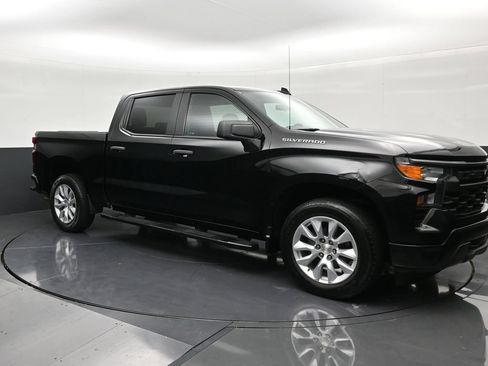 Used 2022 Chevrolet Silverado 1500 Custom RWD image 7