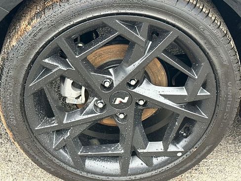 New 2025 Hyundai Elantra N Line image 17