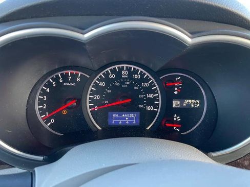 Used 2013 Nissan Quest SL image 37