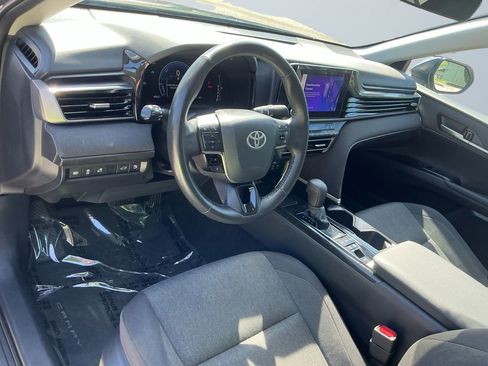 Used 2025 Toyota Camry LE w/ Convenience Package AWD/4WD image 11