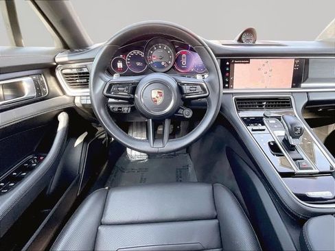 Used 2023 Porsche Panamera Platinum Edition w/ Assistance Package RWD image 10