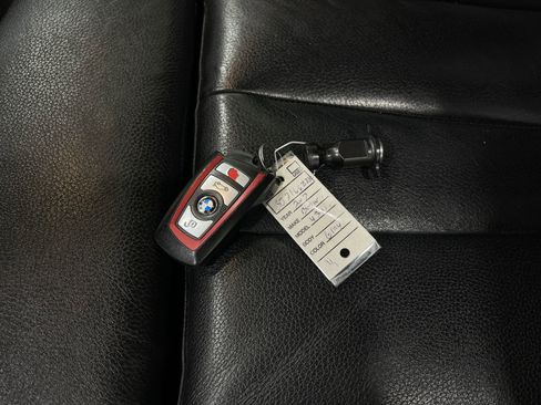 Used 2017 BMW 430i Convertible w/ Premium Package image 38