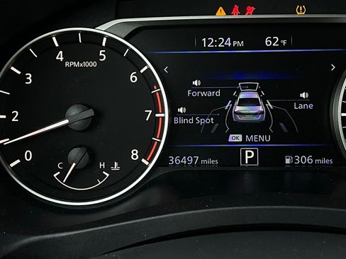 Used 2025 Nissan Altima 2.5 SV image 37