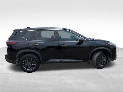 Certified 2025 Nissan Rogue S FWD image 9