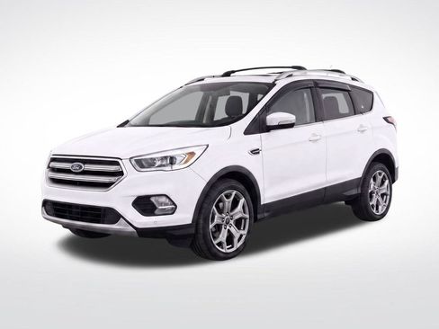 Used 2017 Ford Escape Titanium w/ Equipment Group 301A AWD/4WD image 2