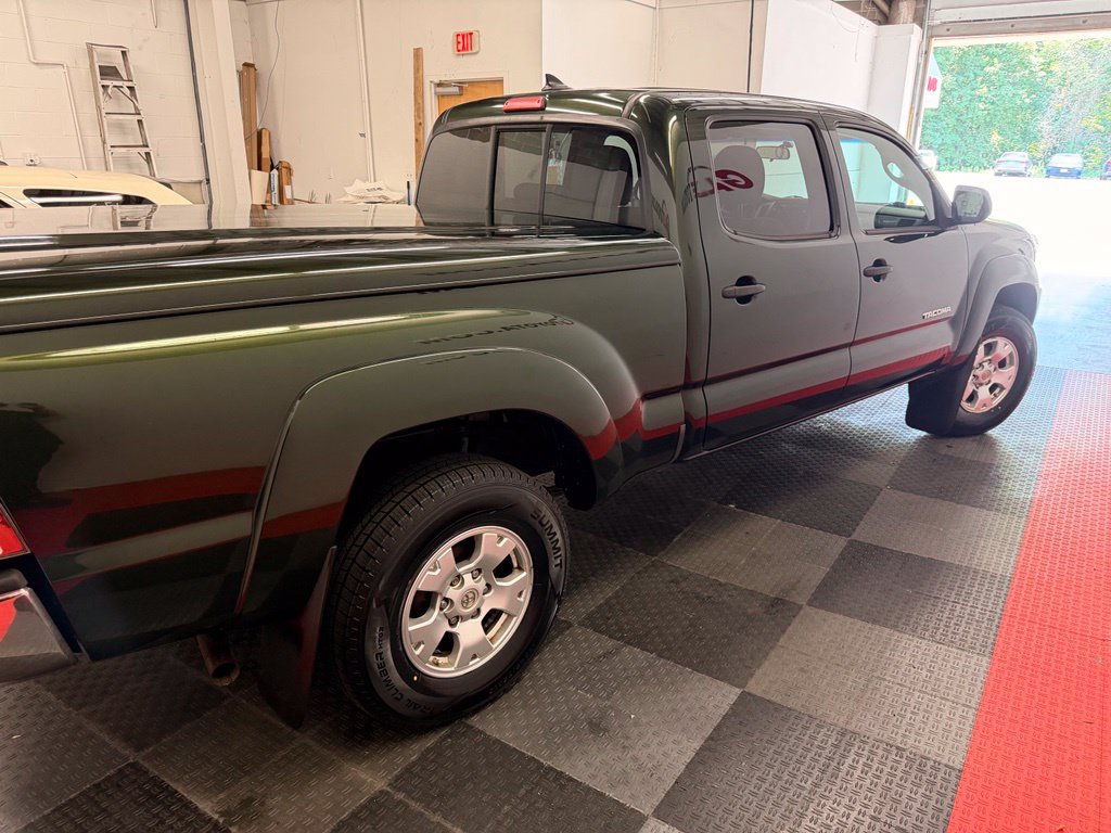 Used 2014 Toyota Tacoma 4x4 Double Cab w/ SR5 Package image 11