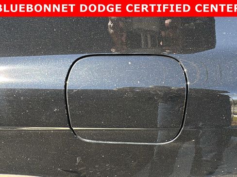 Used 2025 Toyota Camry XLE w/ Premium Plus Package image 15