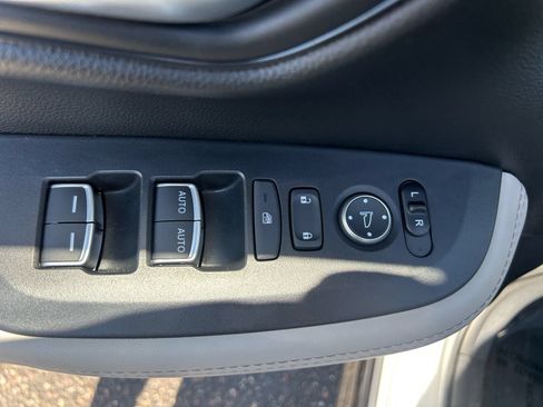 Certified 2026 Honda HR-V EX-L image 22