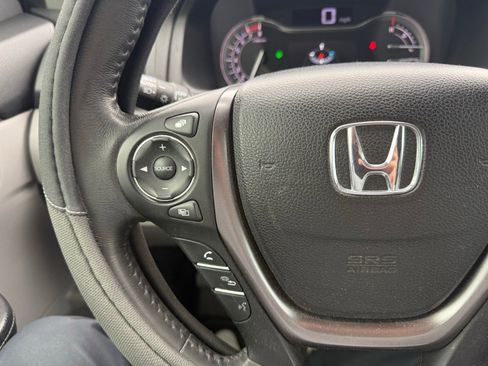 Used 2017 Honda Ridgeline RTL-T image 18
