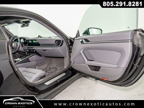 Used 2021 Porsche 911 Carrera 4S image 42