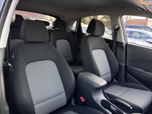 Used 2019 Hyundai Kona SEL image 28