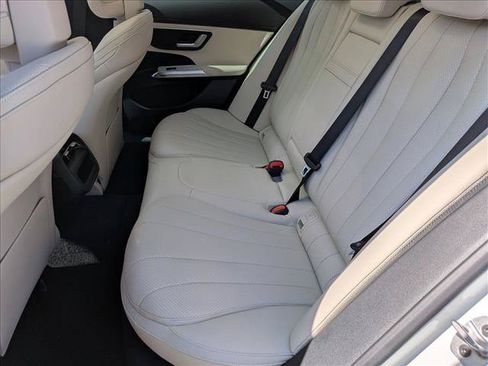 New 2026 Mercedes-Benz E 450 4MATIC Sedan image 15
