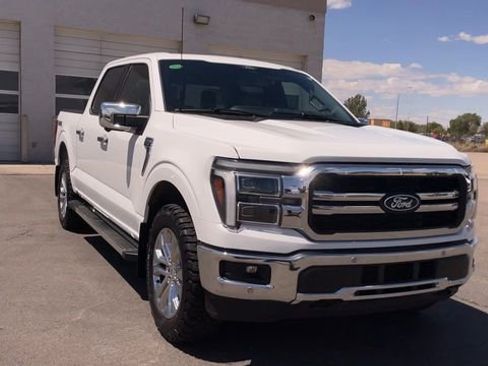 Used 2025 Ford F150 Lariat w/ Equipment Group 502A High AWD/4WD image 4
