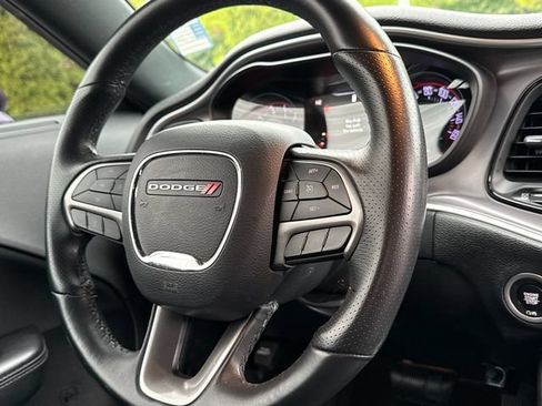 Used 2019 Dodge Challenger SXT w/ Blacktop Package AWD/4WD image 10