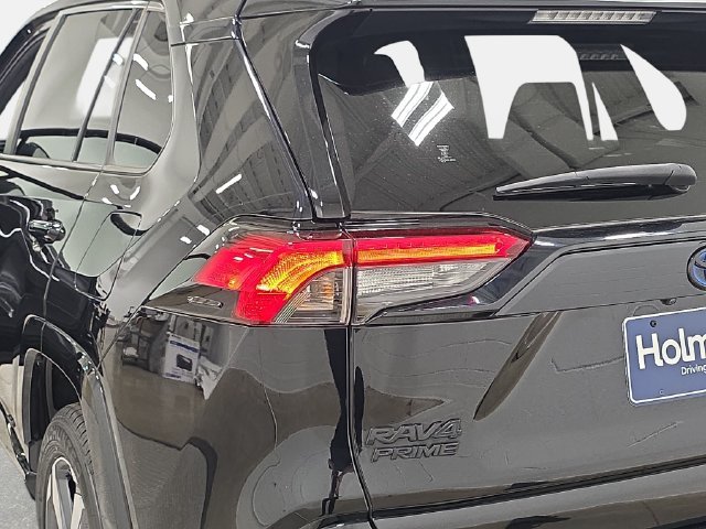 Used 2023 Toyota RAV4 SE w/ Weather & Moonroof Package AWD/4WD image 31