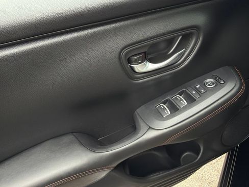 Used 2025 Honda HR-V Sport image 28