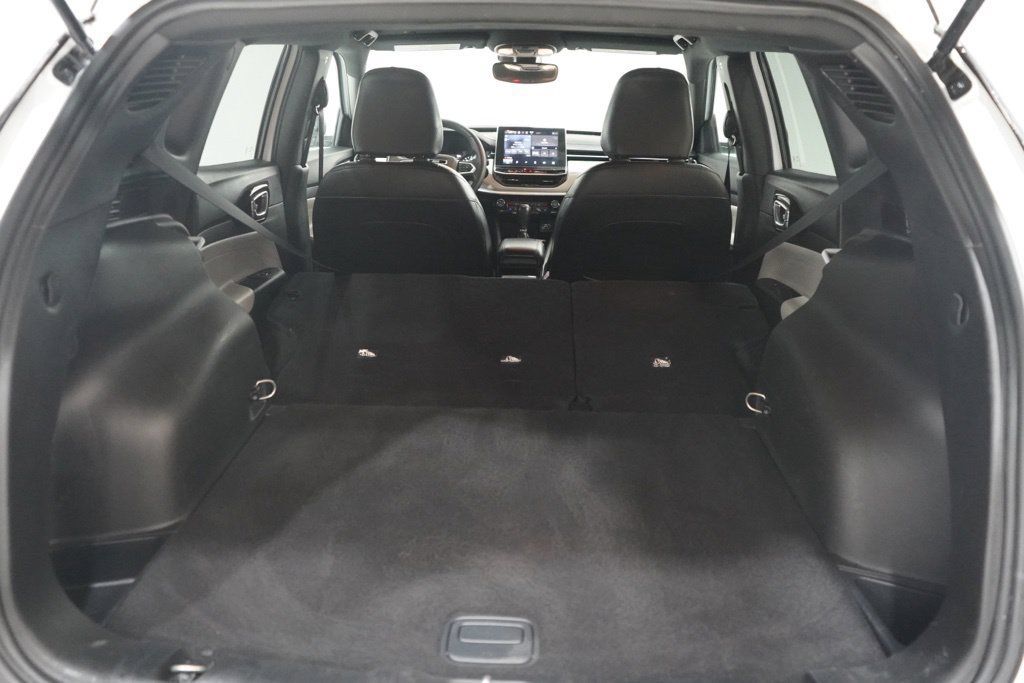 Used 2025 Jeep Compass Limited AWD/4WD image 34