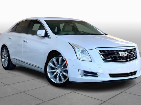 Used 2016 Cadillac XTS Luxury w/ Driver Awareness Package image 2