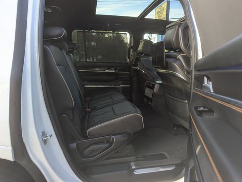 Used 2024 Jeep Grand Wagoneer Series III w/ Rear Seat Video Group 1 image 34