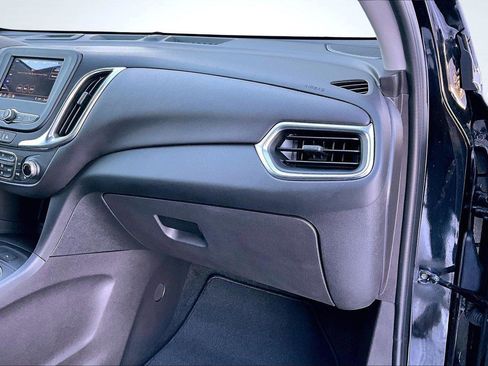 Used 2024 Chevrolet Equinox LT image 18