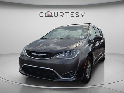 Used 2017 Chrysler Pacifica Touring-L Plus