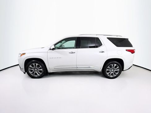 Used 2021 Chevrolet Traverse Premier FWD image 4